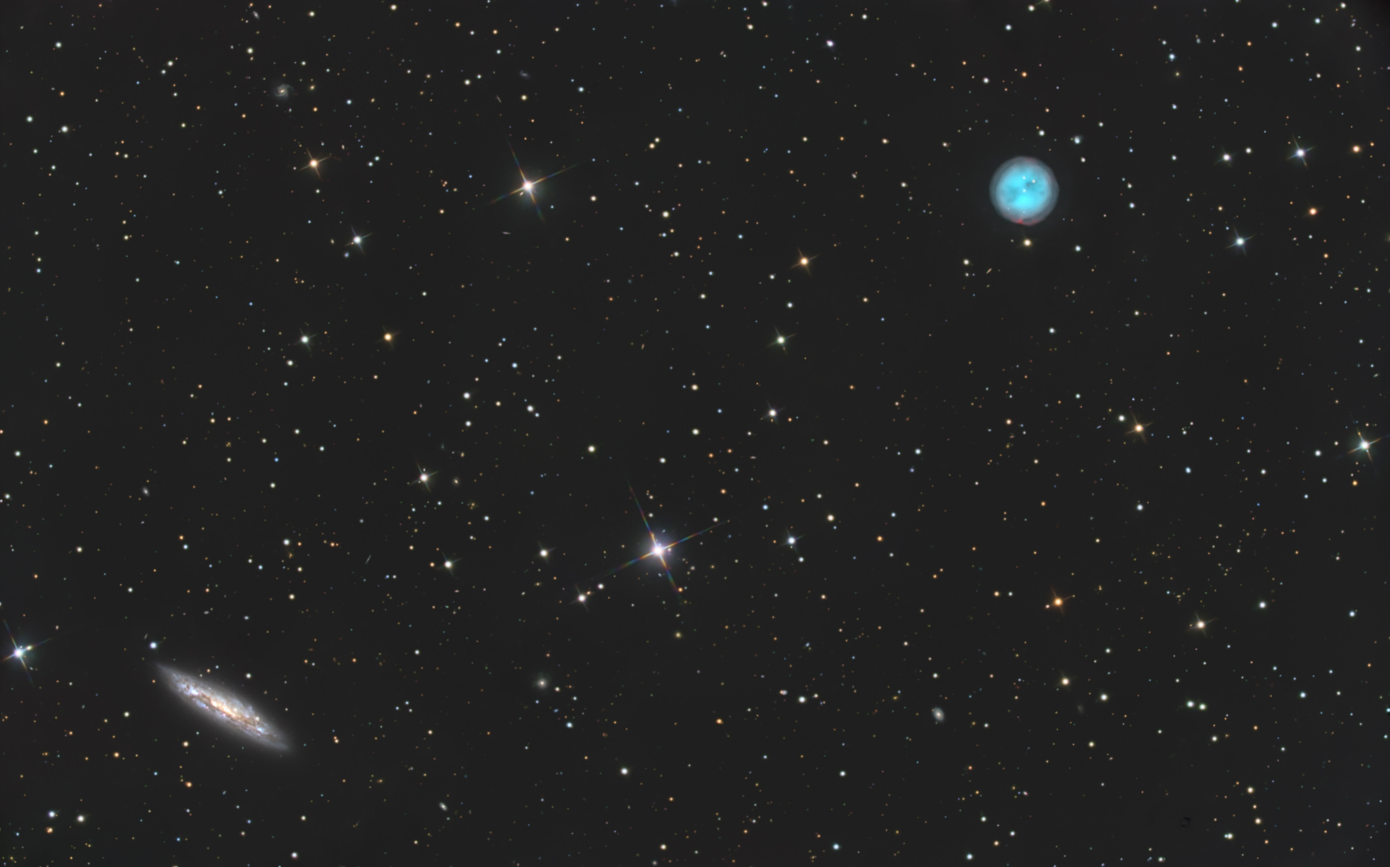 Oben rechts: Planetarischer Nebel "Eulennebel Messier 97", Unten links: "Surfboard Galaxy Messier 108"